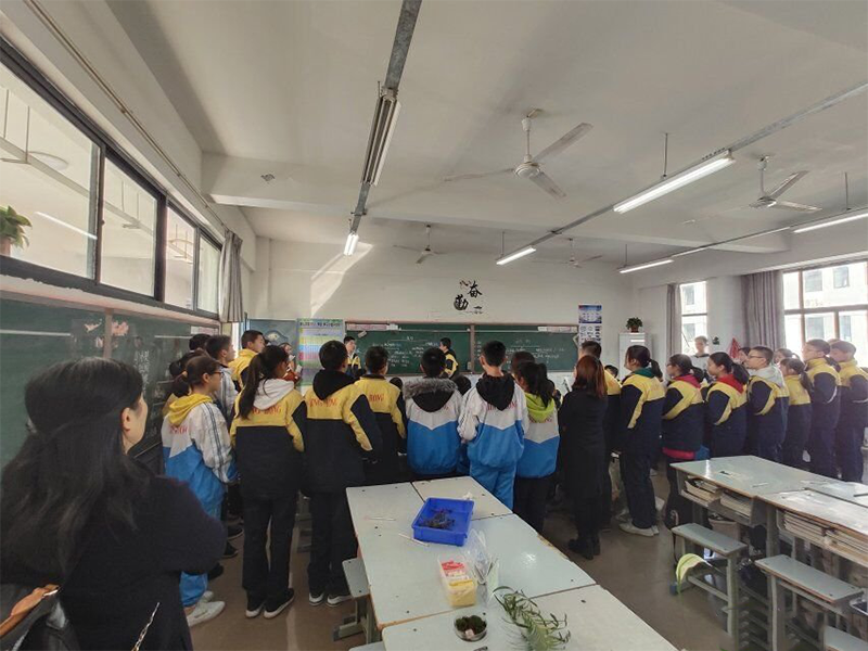 衡陽市蒸湘區(qū)仁愛實(shí)驗(yàn)中學(xué)|衡陽全日制|全寄宿|全封閉|半月假制初級(jí)中學(xué) 衡陽市蒸湘區(qū)仁愛實(shí)驗(yàn)中學(xué)|衡陽全日制|全寄宿|全封閉|半月假制初級(jí)中學(xué)